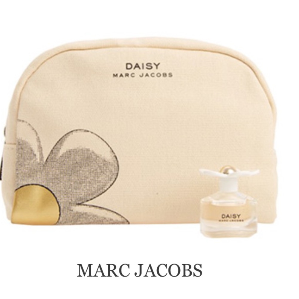 MARC JACOBS Daisy Cosmetic bag + cute mini